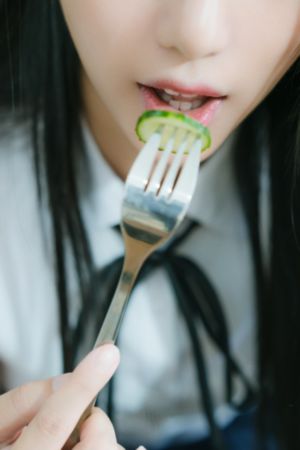 av国产乱码一区二区三视频_高清字幕版在线播放