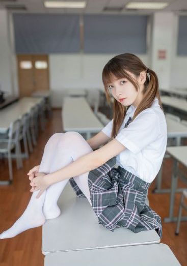 又粗又长床战武林美妇_无删减在线播放